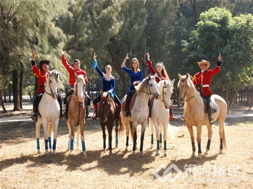 五月:西班牙节日的盛宴