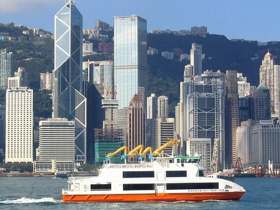为保全球竞争力，香港爱“财”更爱“才”！