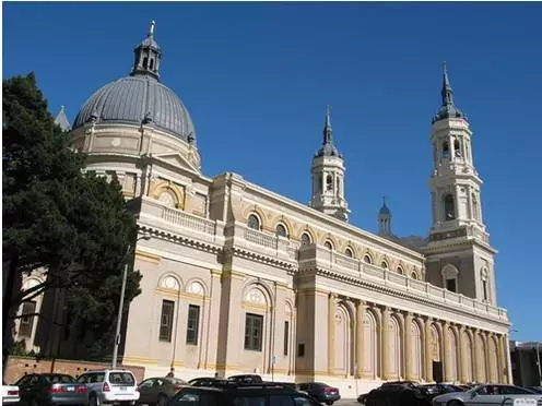 考完高考,这些国外的大学可以直接凭高考成绩