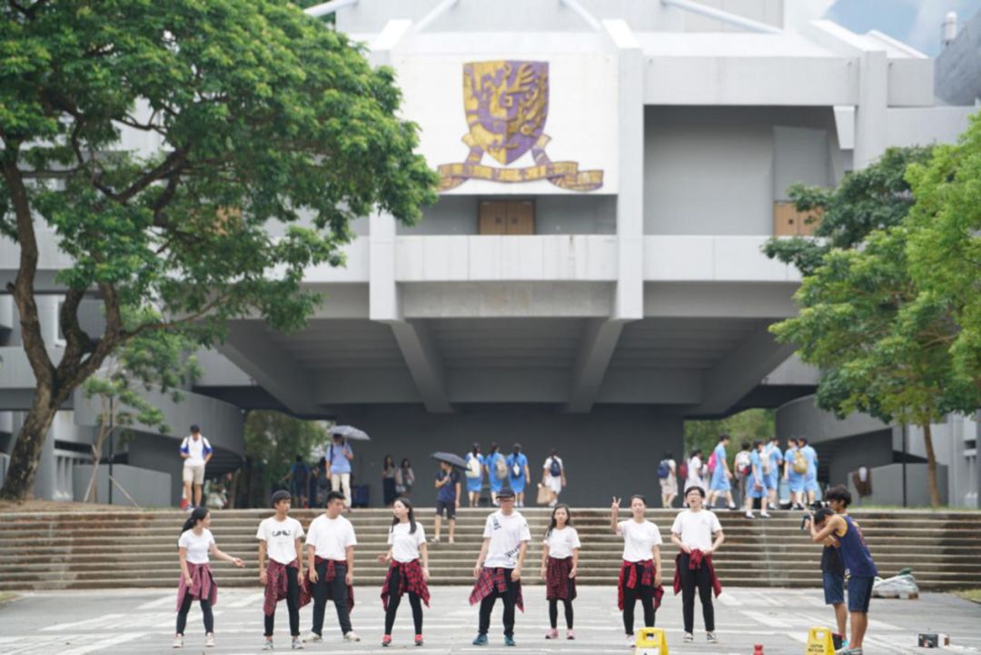 扒一扒香港留学的奖学金，真丰厚！