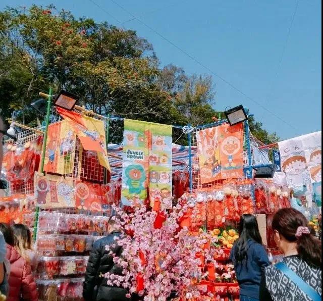 香港疫情近况，这些地方人真多！这些地方已成封区