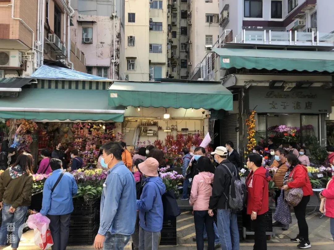 香港疫情近况，这些地方人真多！这些地方已成封区