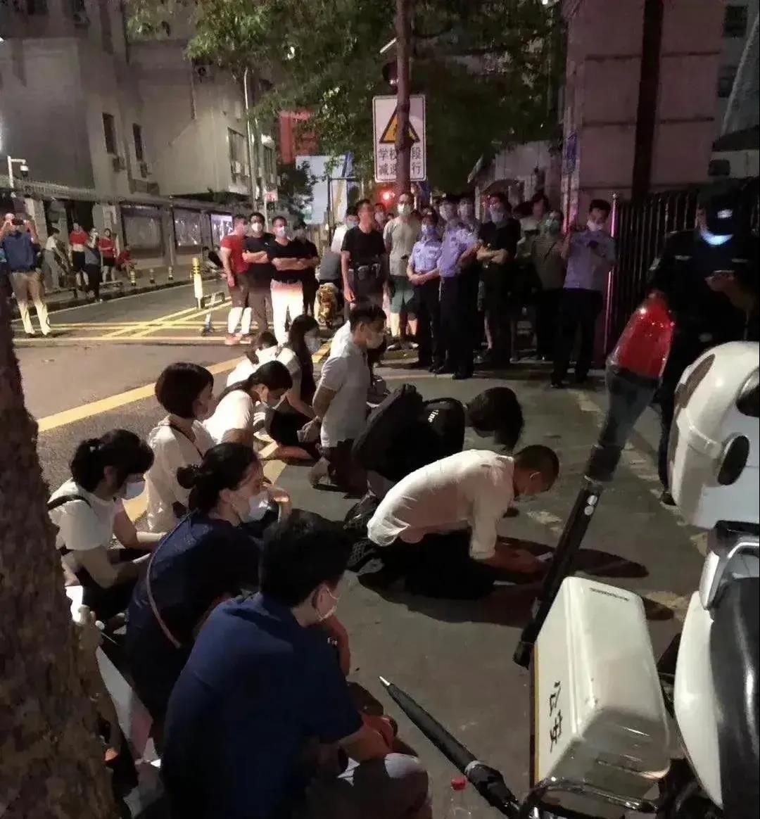 冲上热搜！深圳一学区房狂降662万元！学区房真的要凉凉了吗？