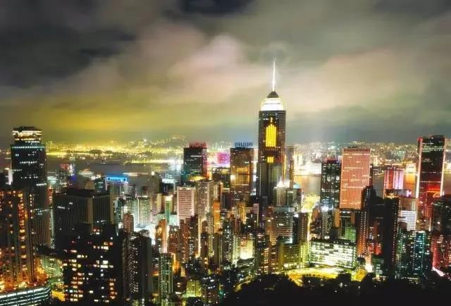 抓住机会!申请宽松窗口就在眼前,正是办理香港移民的良机! 抓住机会!申请宽松窗口就在眼前,正是办理香港移民的良机!