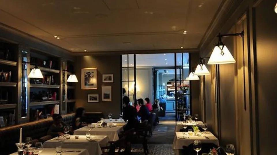 孟晚舟回到华为！拘留三年，竟是因为香港的一场“鸿门宴”？