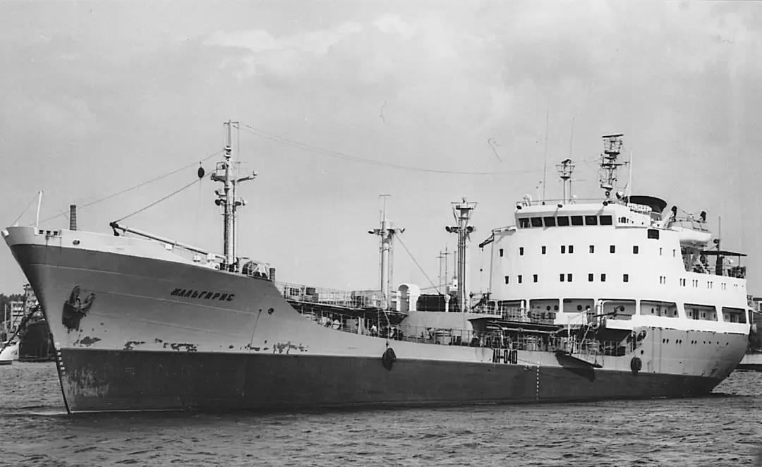 1949年就能收回的香港，为什么拖到了1997年？