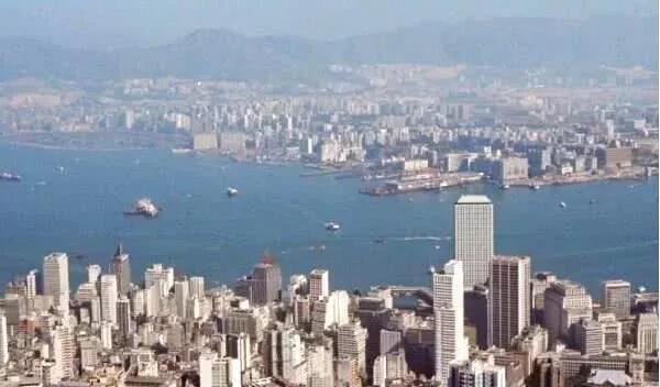 1949年就能收回的香港，为什么拖到了1997年？