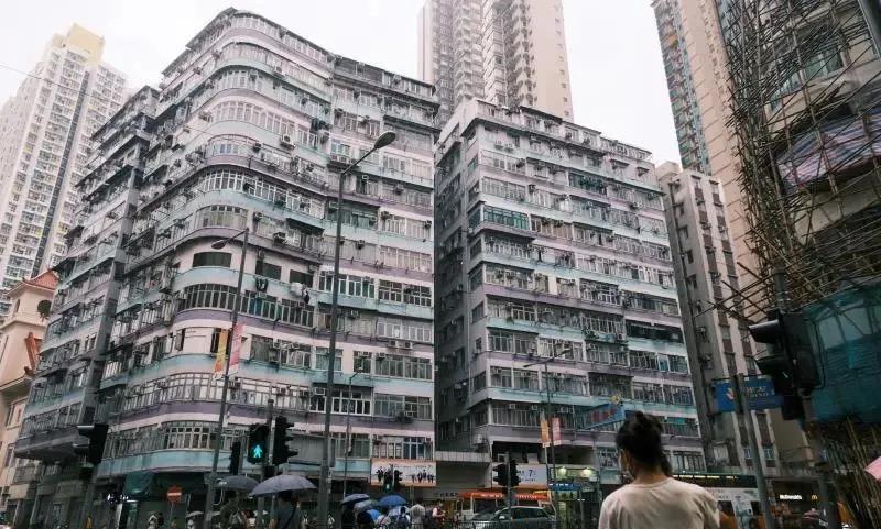 香港高房价时代即将终结？龙头房企五折卖房！