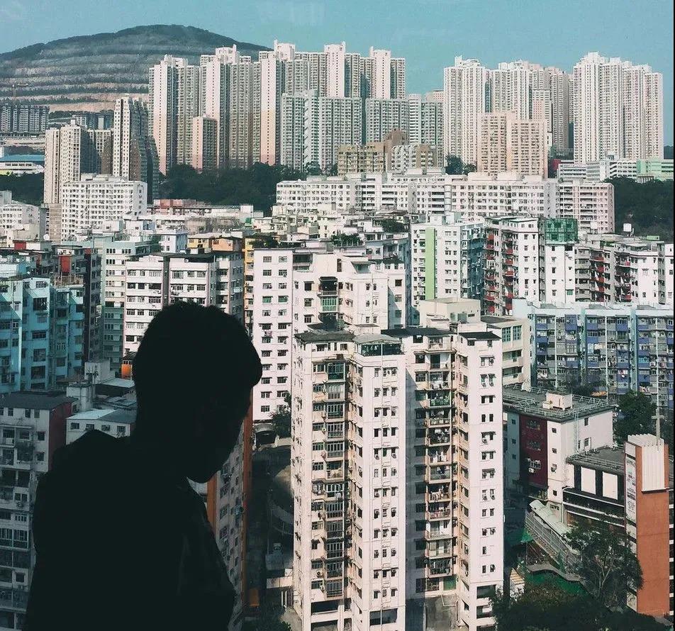 香港高房价时代即将终结？龙头房企五折卖房！