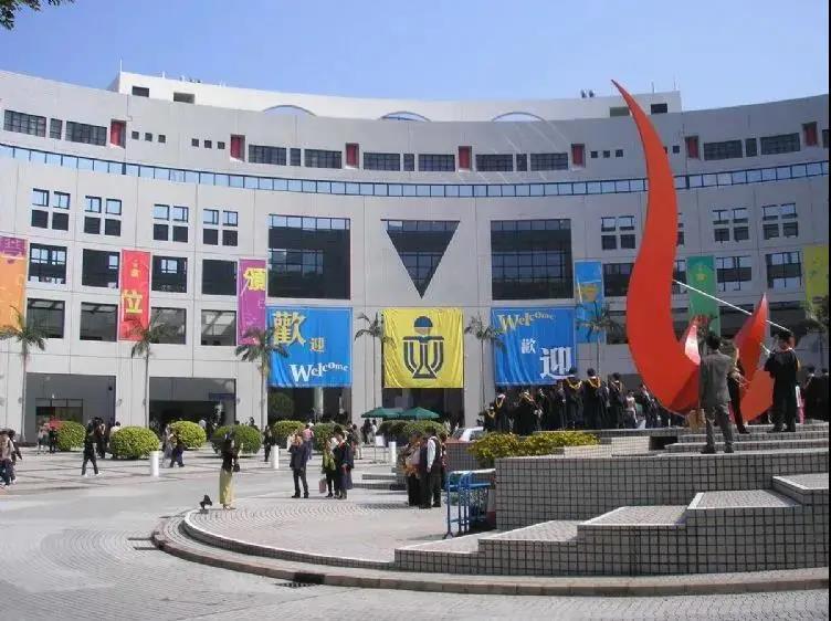 全港最牛的这100所学校，内地孩子也有机会上？