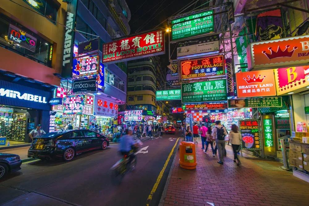2021年退出外籍拿香港身份人数骤增！到底发生了什么？