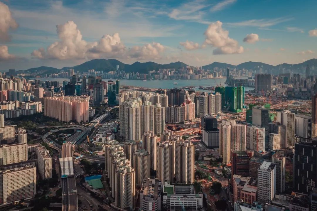 富人的天堂，穷人的地狱？真实的香港是什么样子