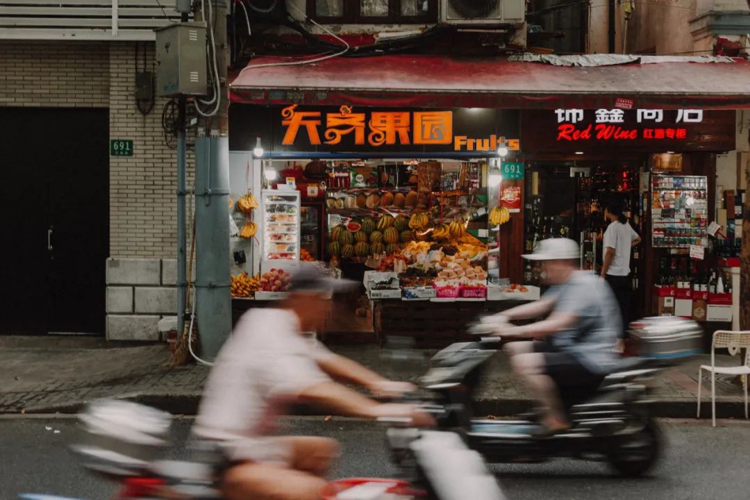 富人的天堂，穷人的地狱？真实的香港是什么样子