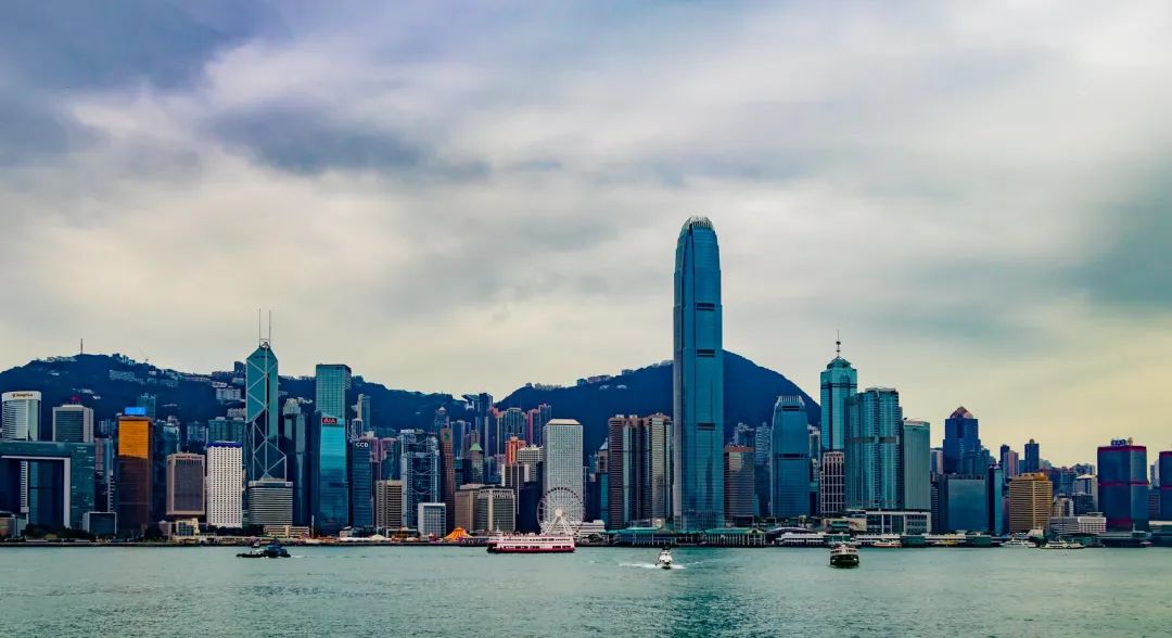 中资企业占领中环，变迁的城市天际线，隐藏了香港的城市发展史