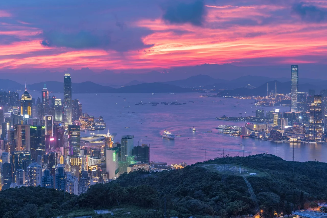 港漂7年只为拿香港永居，回头想真的值得么？
