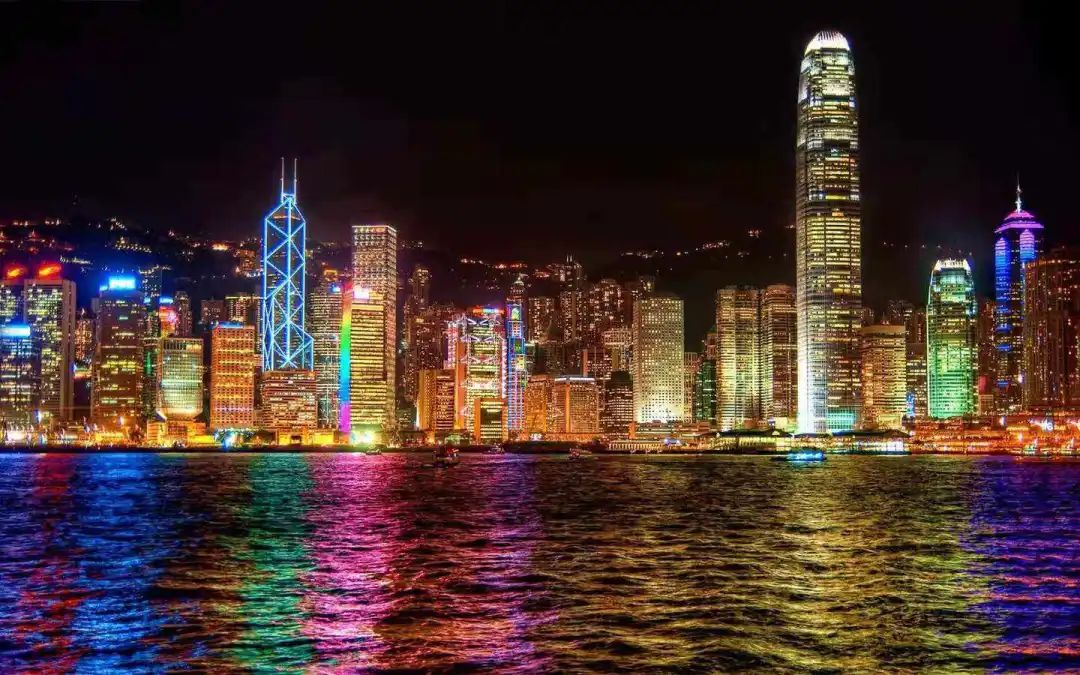 有香港雇主，就能申请香港专才拿香港永居了么？