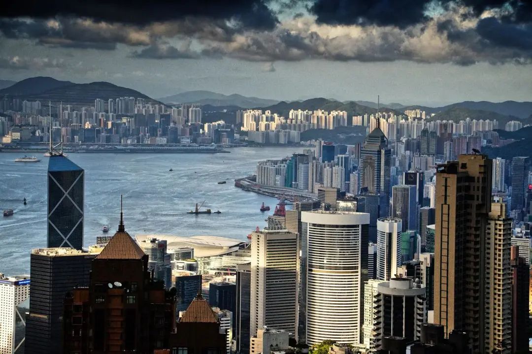 新加坡、越南，正在围堵香港、深圳