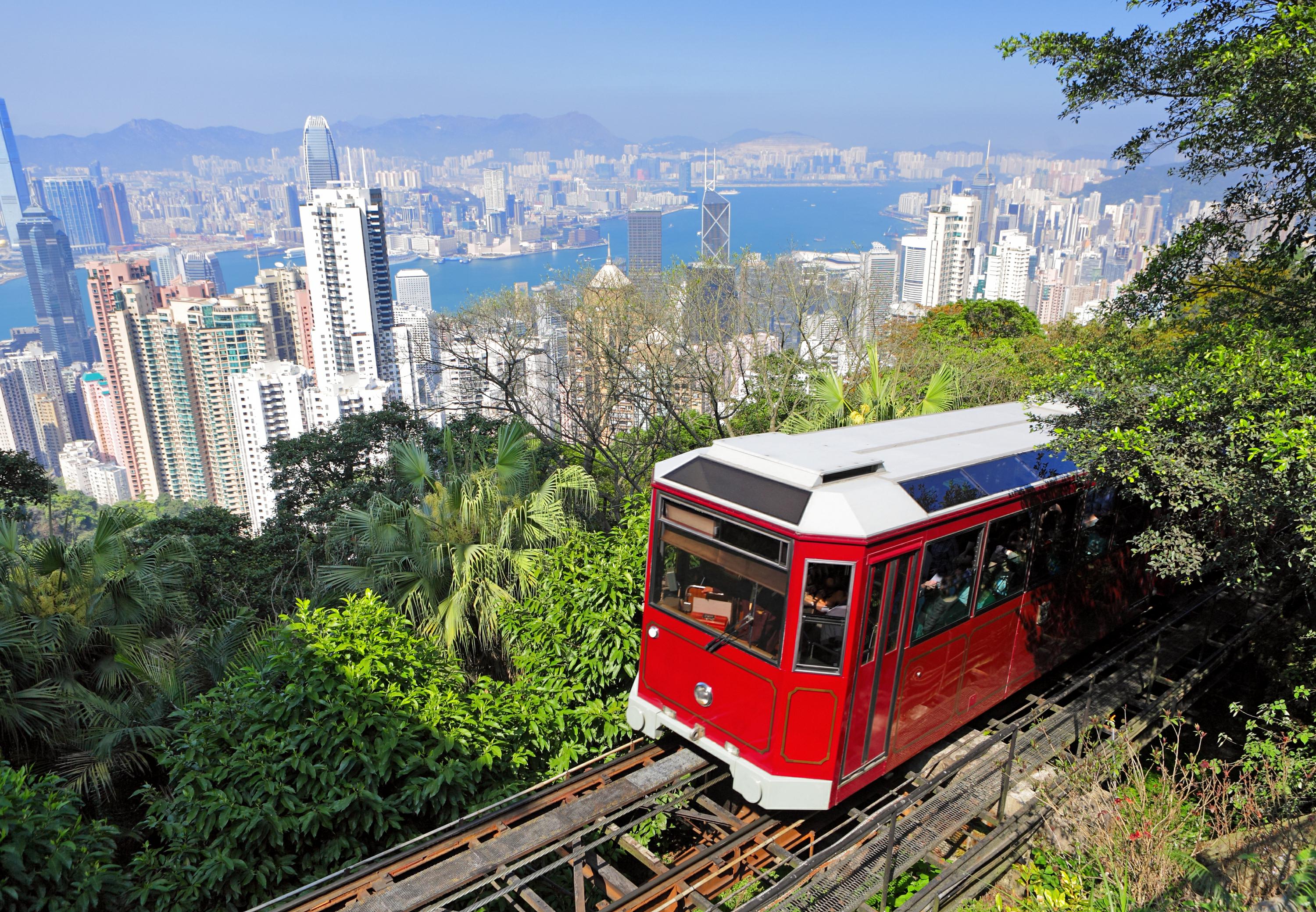 摄图网_503195597_香港山顶缆车（企业商用）_可牛看图.jpg