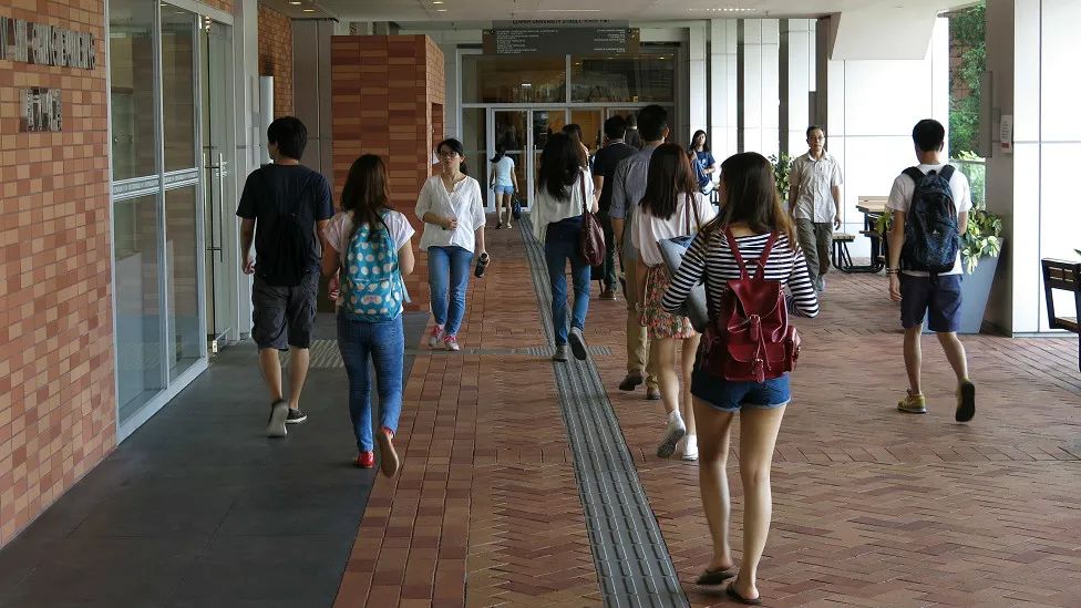 香港的学校，为什么塞满了内地人？【香港留学】