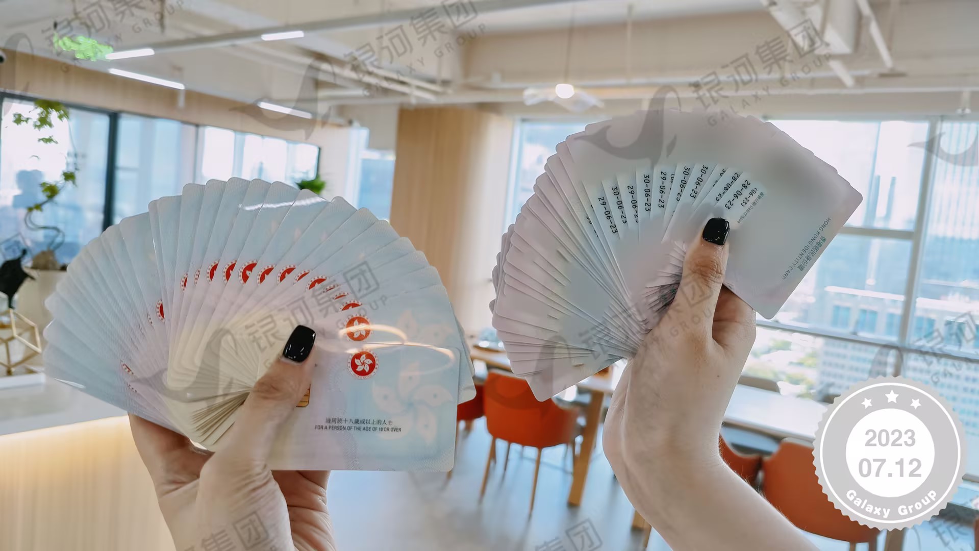 香港哪些行业缺口大，薪资高？快速拿香港身份和在港找工作！