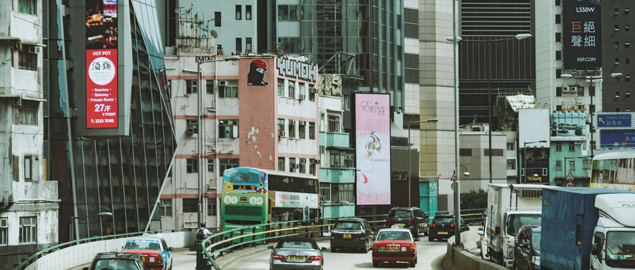 香港热门行业月薪过十万！港府抢人有多厉害？