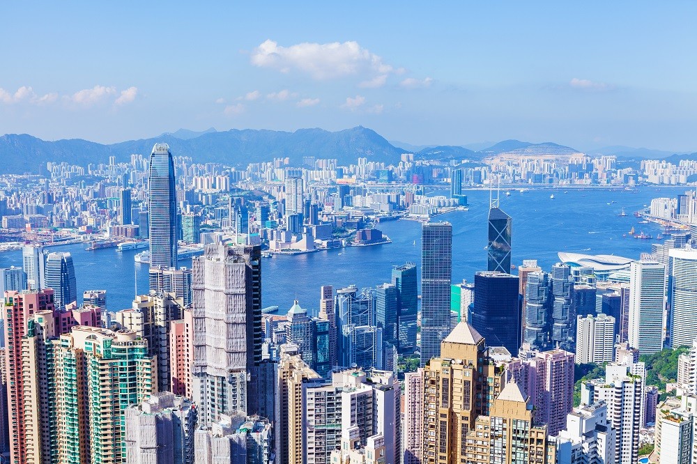 内地居民无缘香港投资计划，想拿香港身份还得靠老办法！