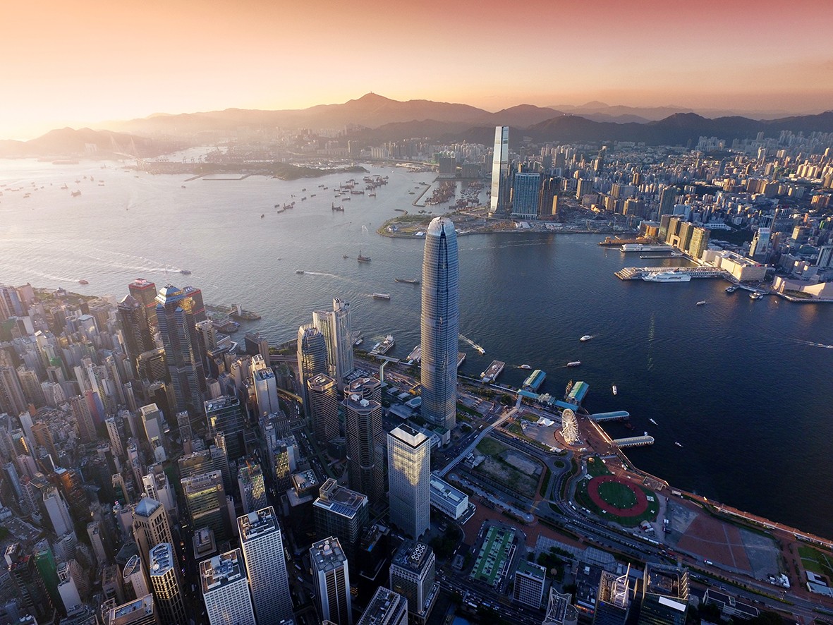 2024年近18万宗申请香港身份，内地人最适合的4种人才政策申请、续签、永居要求全解读！