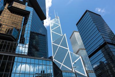 内地人拿香港身份，赴港工作后如何交税？