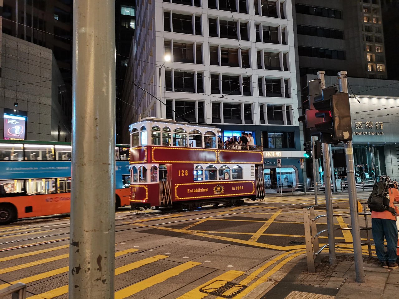 香港优才最新政策！一文说清香港优才申请流程（附2025年优才打分表＋材料清单+合资格大学名单）