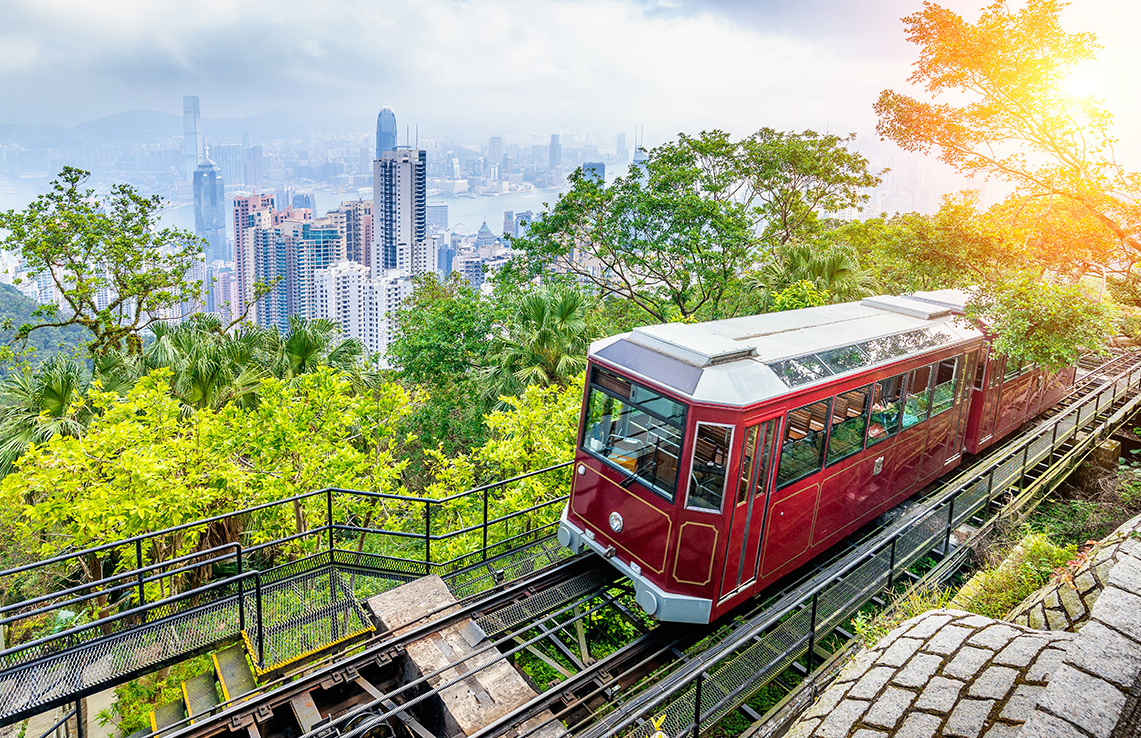 香港优才计划几年拿身份？6-9个月获批香港身份，7年续签拿永居身份！
