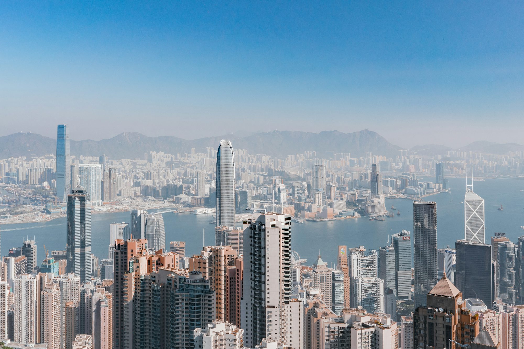 香港优才计划是什么？2025年优才计划最新政策变化+打分标准+申请利弊+续签转永居全过程！