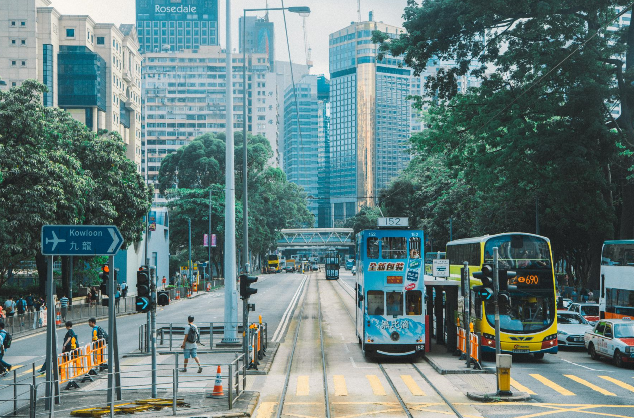2025香港高才通计划需要什么条件？申请入口+199所学校名单+流程步骤！