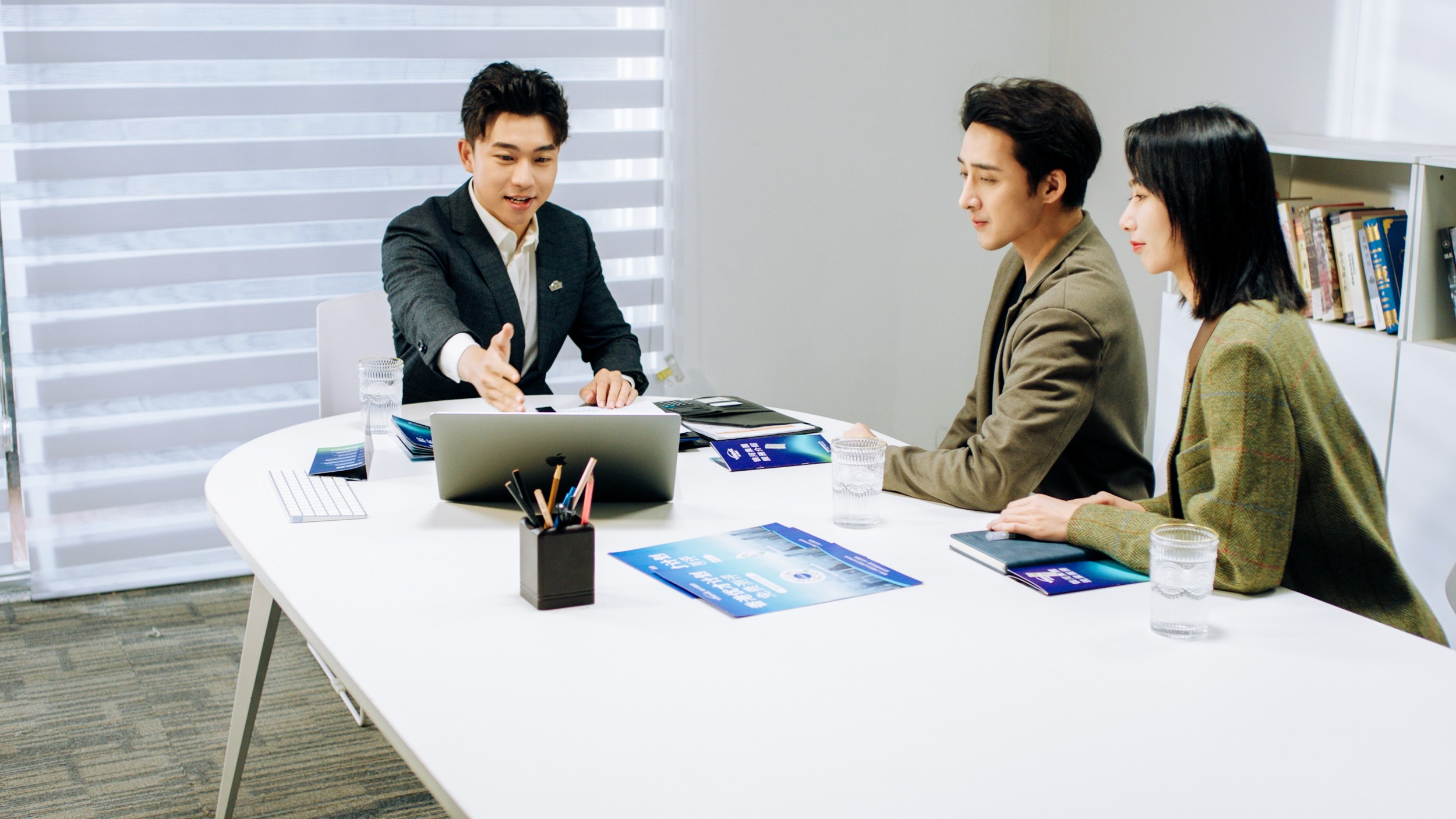 香港优才/高才通/iang签证续签材料梳理！2026年续签过关方法一文搞定