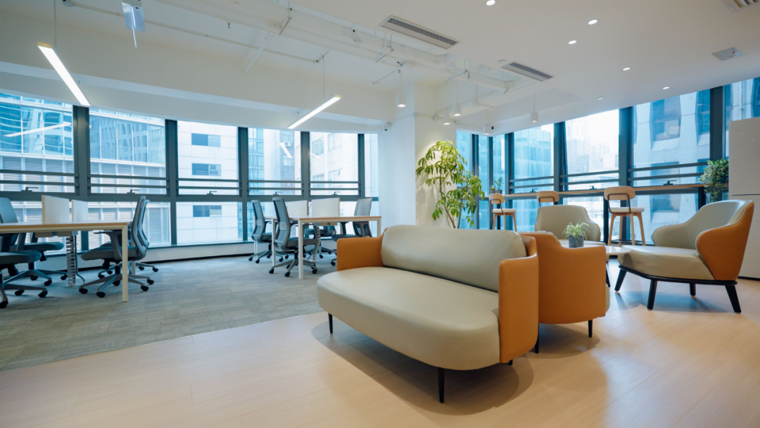 香港银河大厦:共享工位与办公室,高才续签+低成本创业的优质之选! 香港银河大厦:共享工位与办公室,高才续签+低成本创业的优质之选!