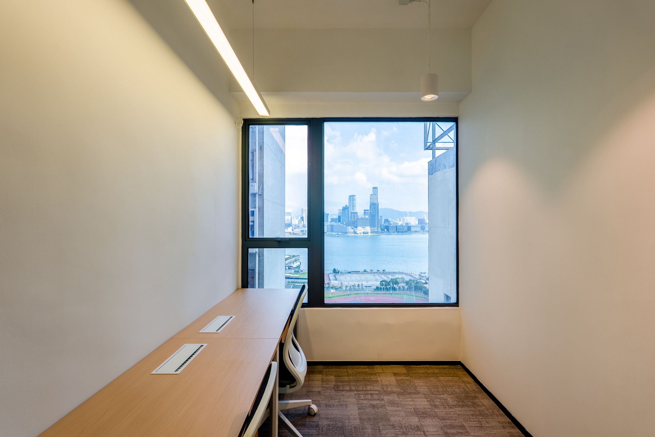 香港共享工位/办公室出租价格表公布，详解续签工位合规要求、租赁流程！